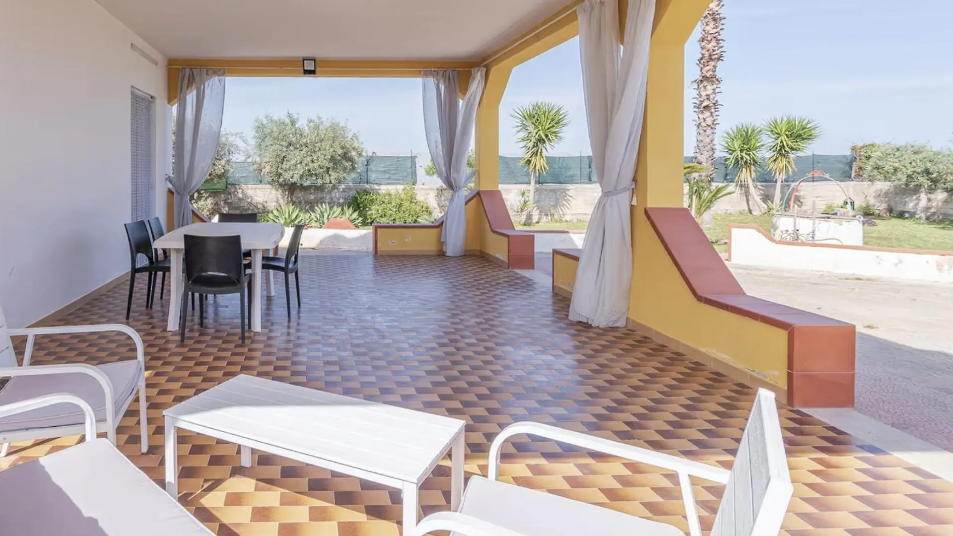 Villa Valentina Casa Vacanze Fontane Bianche Italy